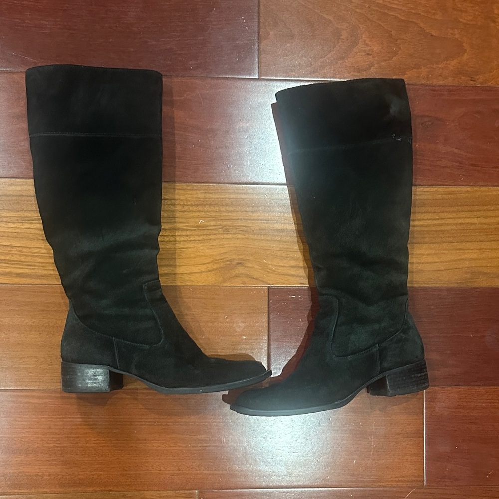 Elegant Black Knee-High Women's Boots